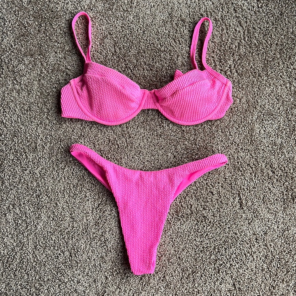Hot pink cheeky bikini